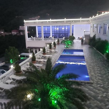 Hotel Zura Palace Kvariati Exterior foto