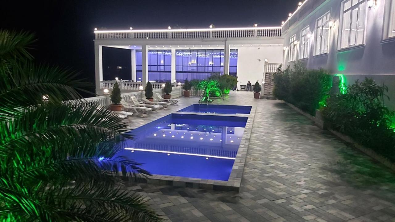 Hotel Zura Palace Kvariati Exterior foto